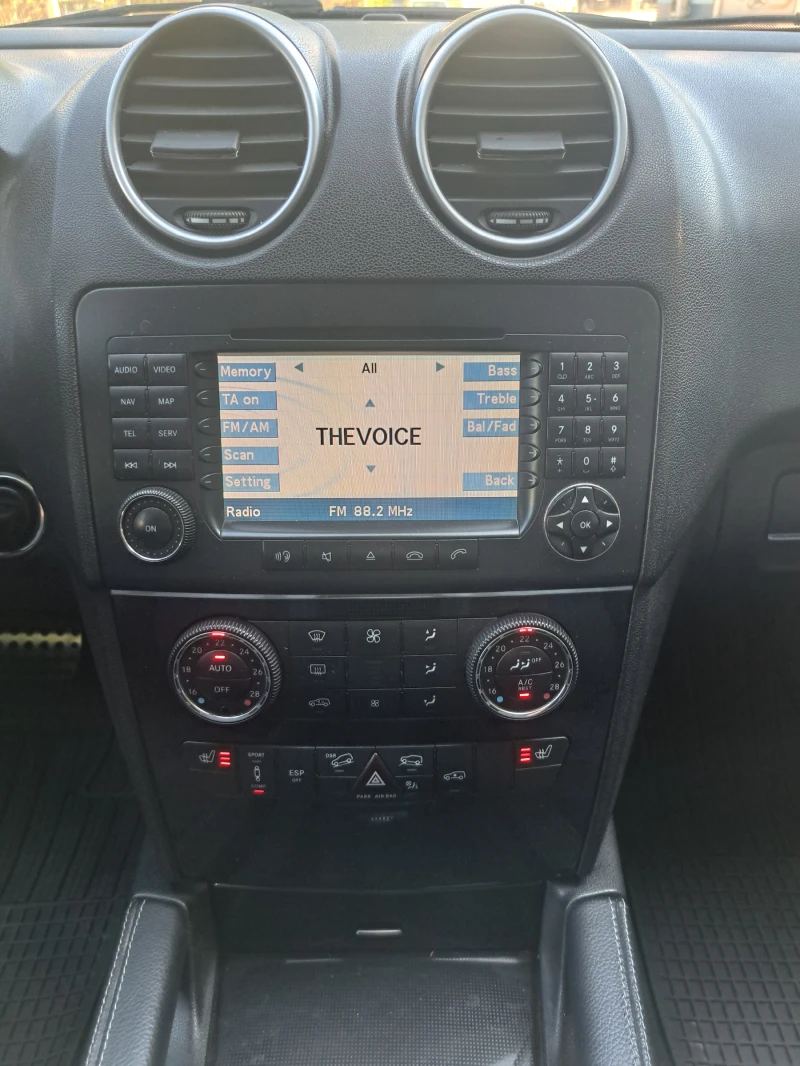 Mercedes-Benz ML 320 4matic 224к.с.* Airmatic, снимка 8 - Автомобили и джипове - 52398596