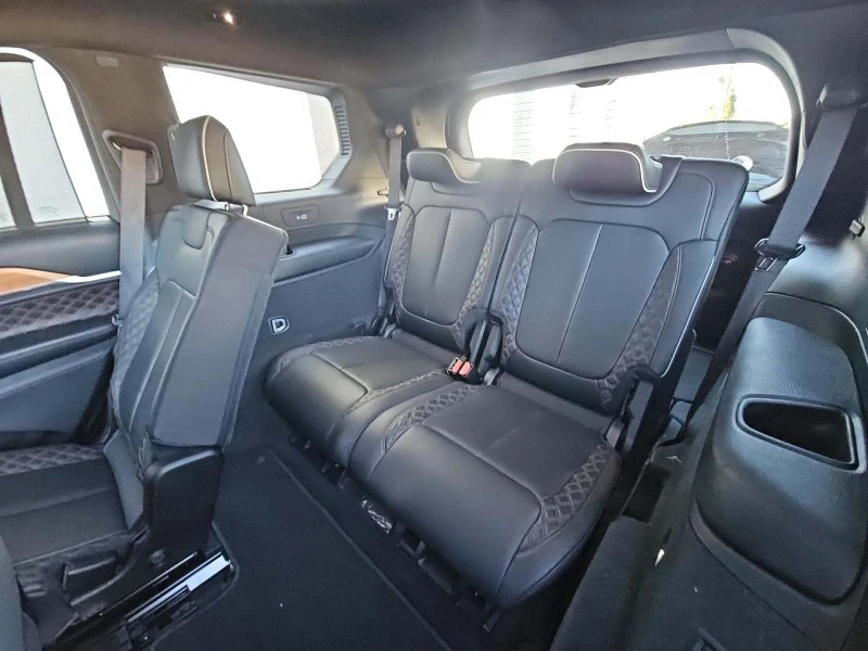 Jeep Grand cherokee L Summit Reserve 5.7L DISTRONIC/ОБДУХ/ЦЯЛ ДИГИТАЛ, снимка 10 - Автомобили и джипове - 52690723