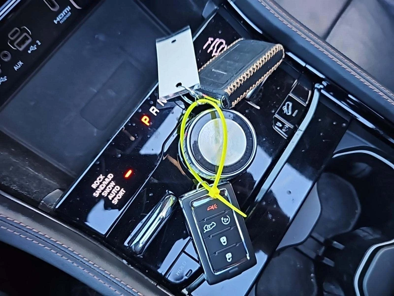 Jeep Grand cherokee L Summit Reserve 5.7L DISTRONIC/ОБДУХ/ЦЯЛ ДИГИТАЛ, снимка 8 - Автомобили и джипове - 52690723