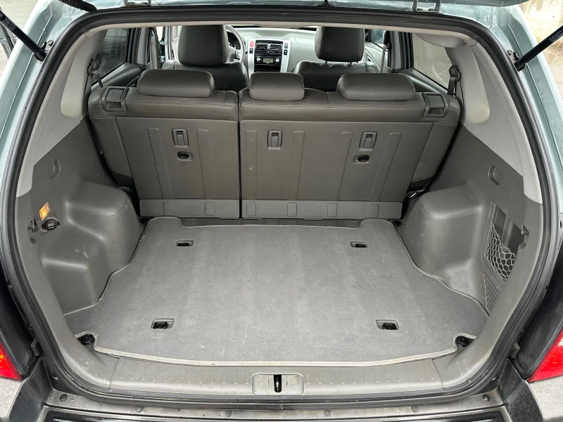 Hyundai Tucson 2.0 CRDI / 4X4 / ИТАЛИЯ / БЕЗ РЪЖДИ, снимка 13 - Автомобили и джипове - 53285115