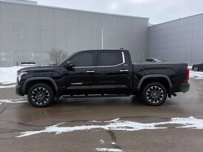 Toyota Tundra Limited Hybrid  CARFAX, снимка 2 - Автомобили и джипове - 53513342