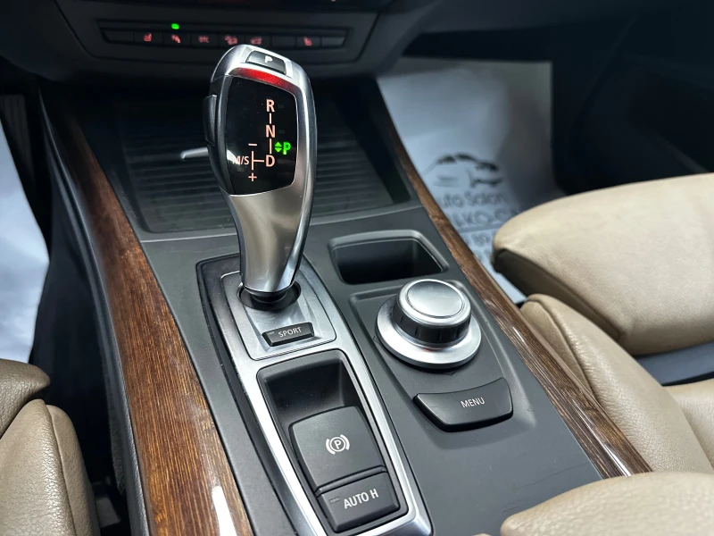 BMW X5 3.5D 286к.с M-pack, снимка 12 - Автомобили и джипове - 53532274