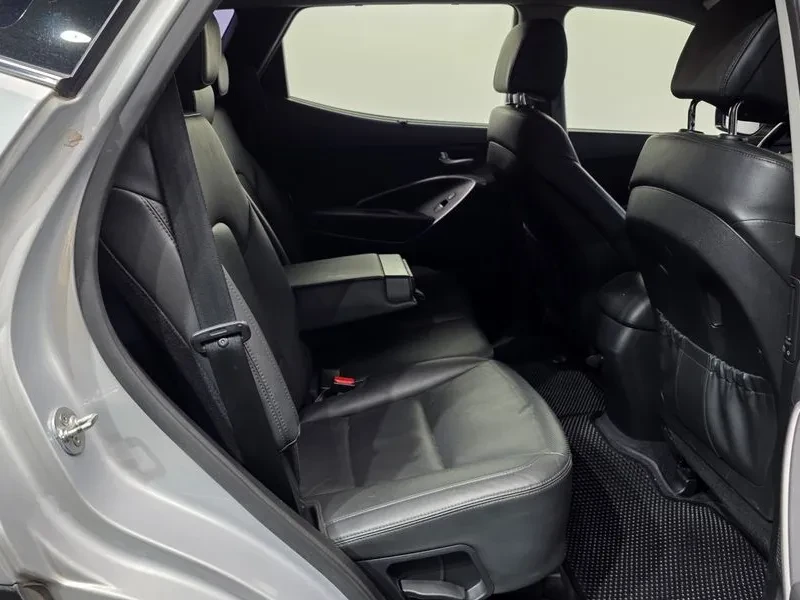 Hyundai Santa fe 2.0 2WD PREMIUM, снимка 12 - Автомобили и джипове - 54881097