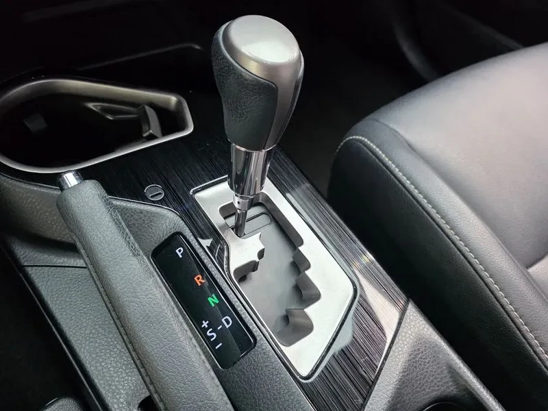 Toyota Rav4 2.5 4Wd Hybrid, снимка 8 - Автомобили и джипове - 55748463