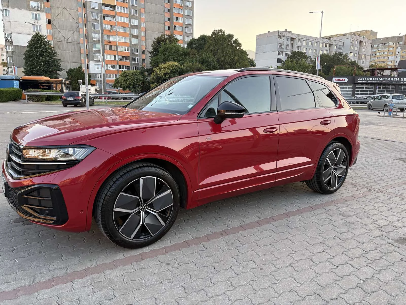 VW Touareg R-Line, снимка 1