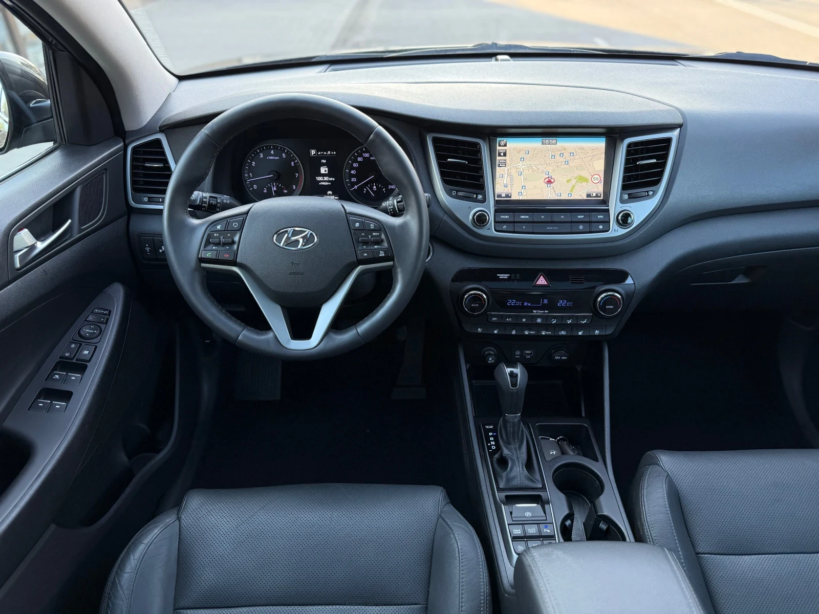 Hyundai Tucson VERTEX 4WD  Внос Швейцария - изображение 9