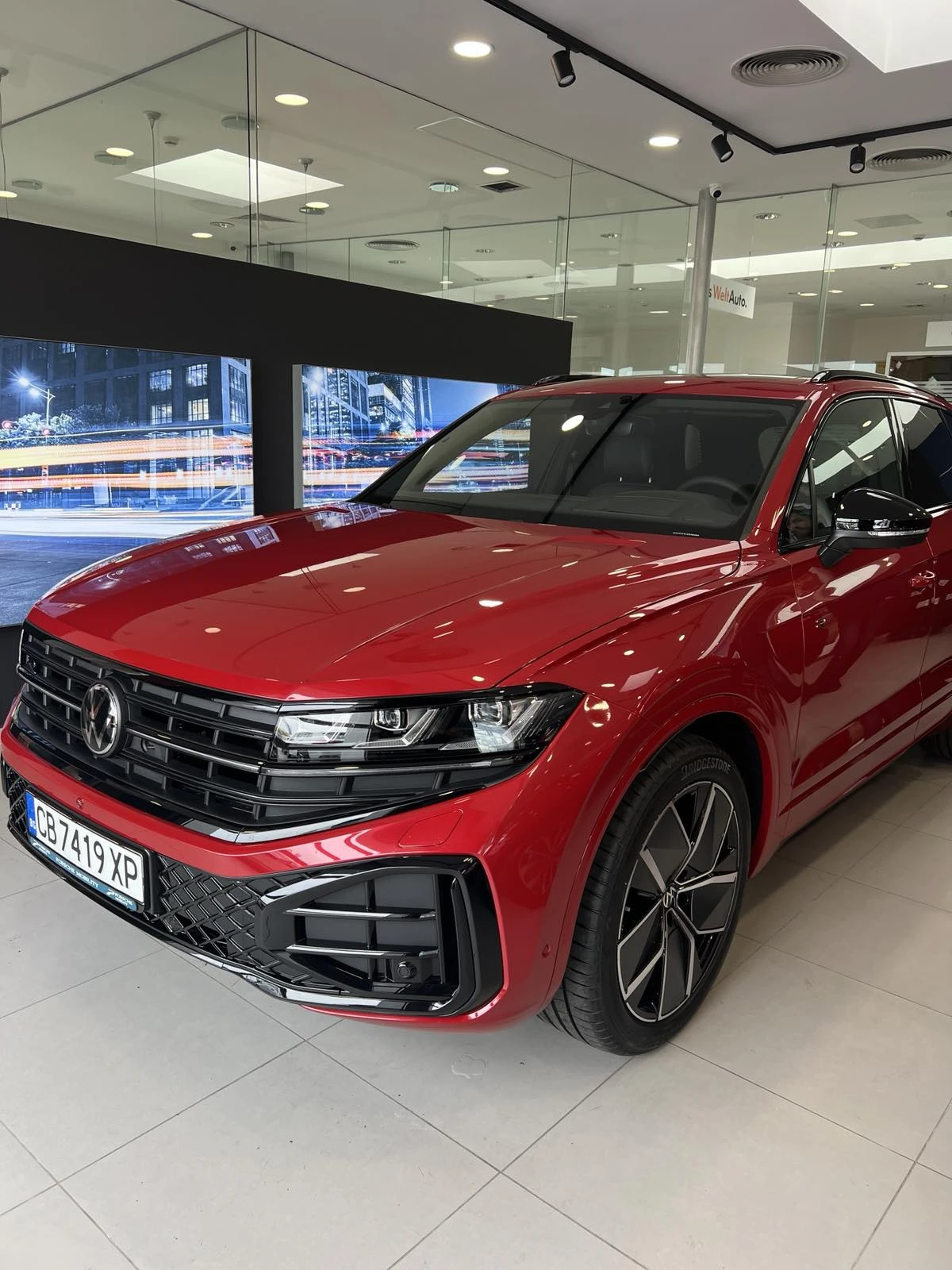VW Touareg R-Line - изображение 7