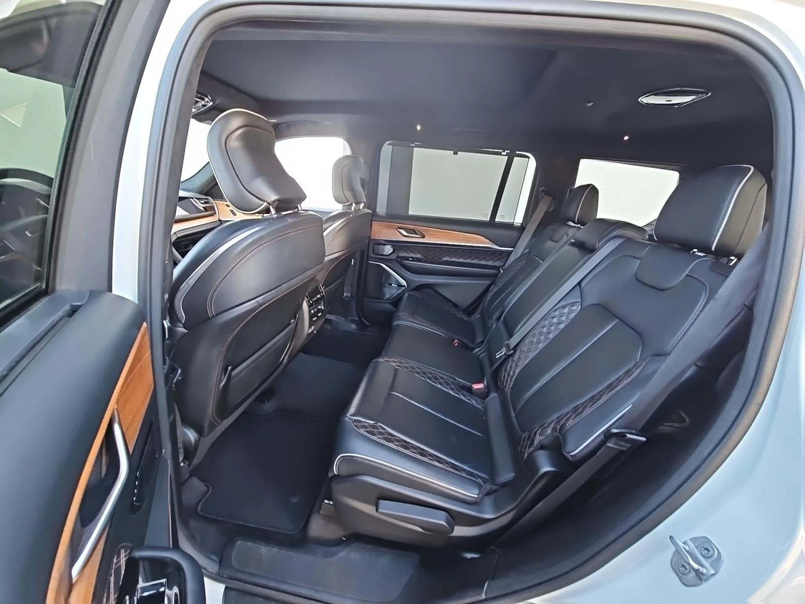 Jeep Grand cherokee L Summit Reserve 5.7L DISTRONIC/�����/��� ������� | Mobile.bg � ����������� 9