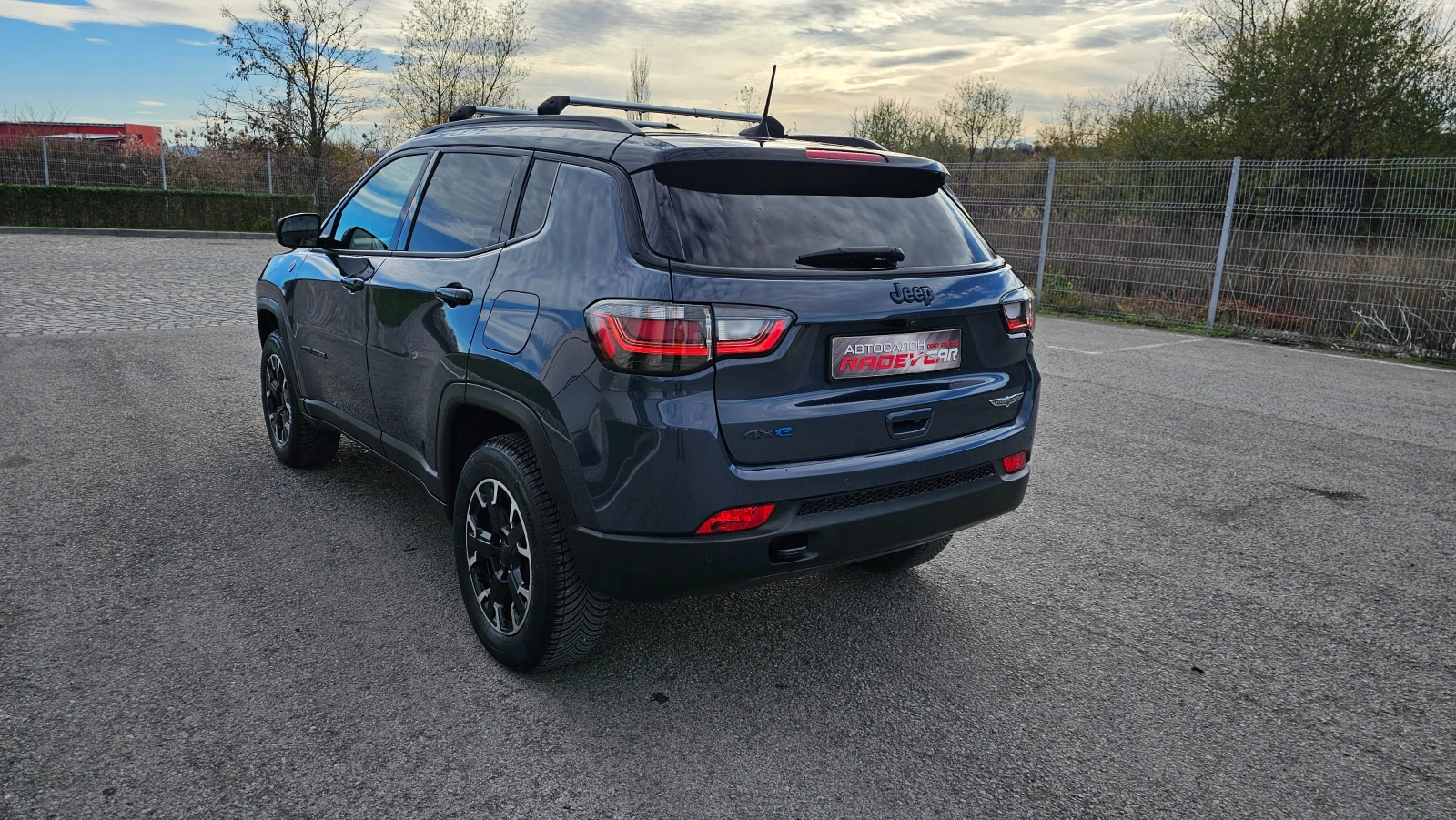 Jeep Compass 1.3 4XE S Plug in Hybrid Trailhawk FULL 98.000km - изображение 3