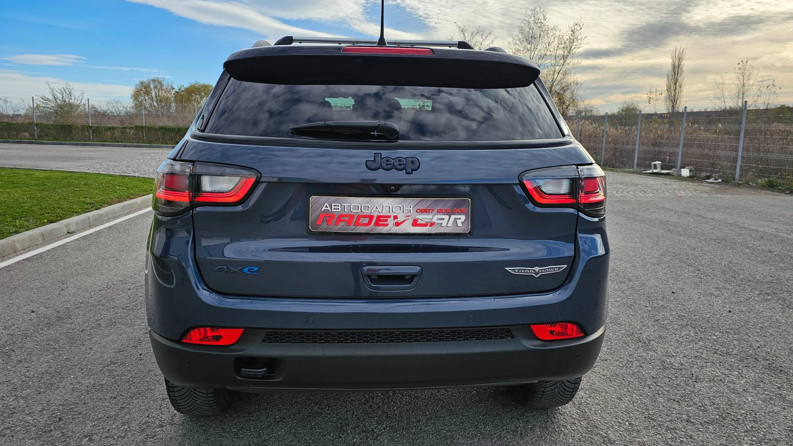 Jeep Compass 1.3 4XE S Plug in Hybrid Trailhawk FULL 98.000km - изображение 4