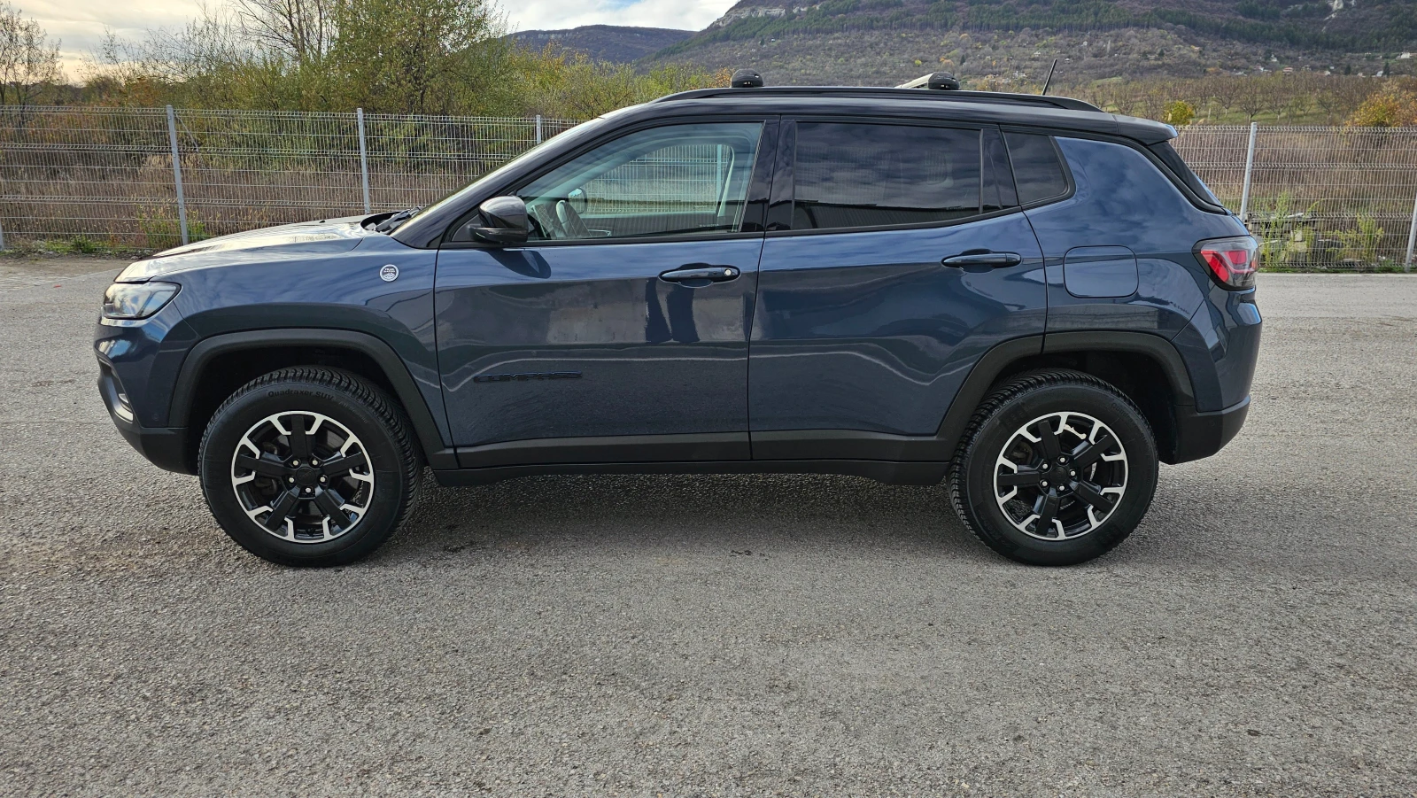 Jeep Compass 1.3 4XE S Plug in Hybrid Trailhawk FULL 98.000km - изображение 2