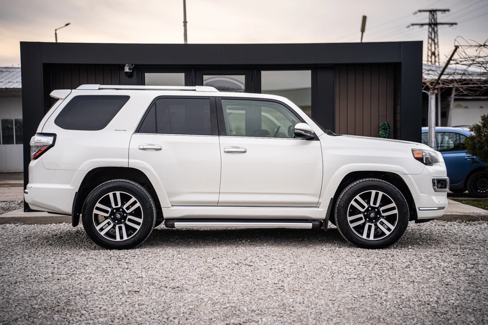 Toyota 4runner 4.0* LIMITED*  - изображение 4