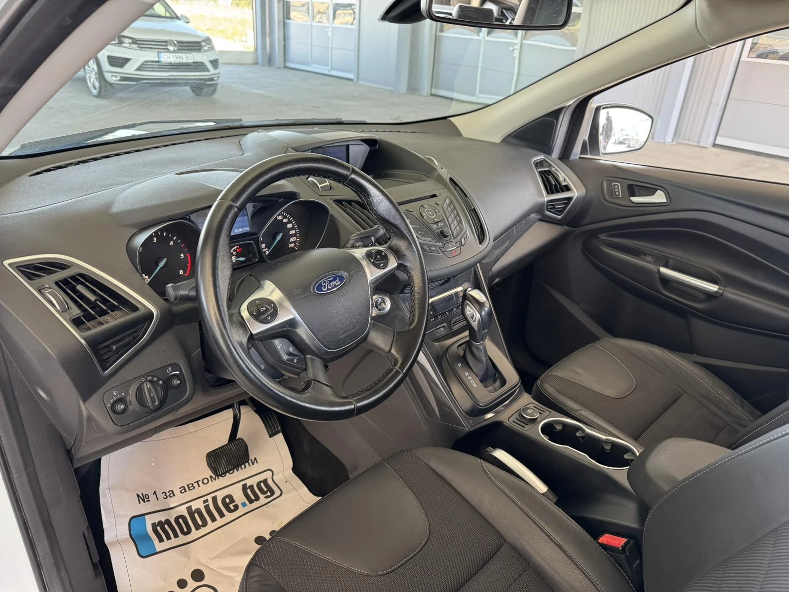 Ford Kuga 2.0D* 163ps* 4x4* 82хл.км* НАВИ* КОЖА* Keyless, снимка 9 - Автомобили и джипове - 53812975