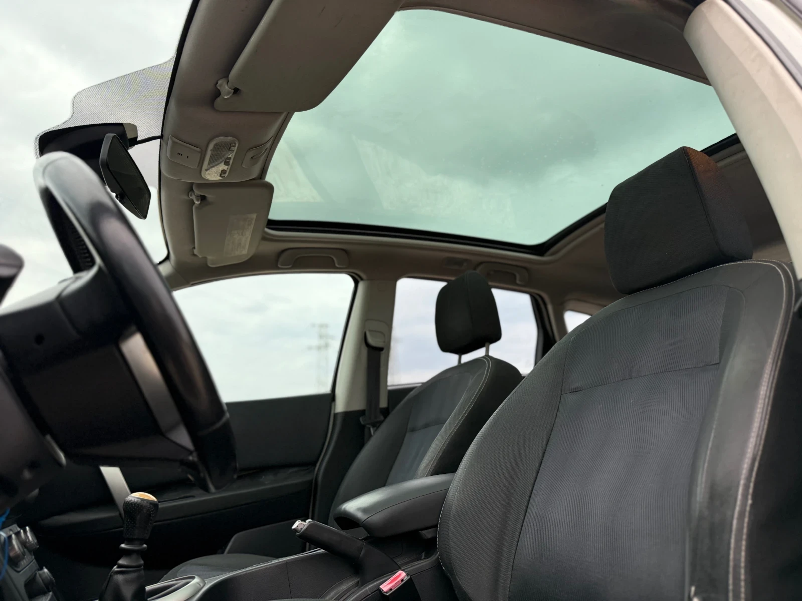 Nissan Qashqai 1.5dci 110кс ПАНОРАМА, снимка 9 - Автомобили и джипове - 53966600