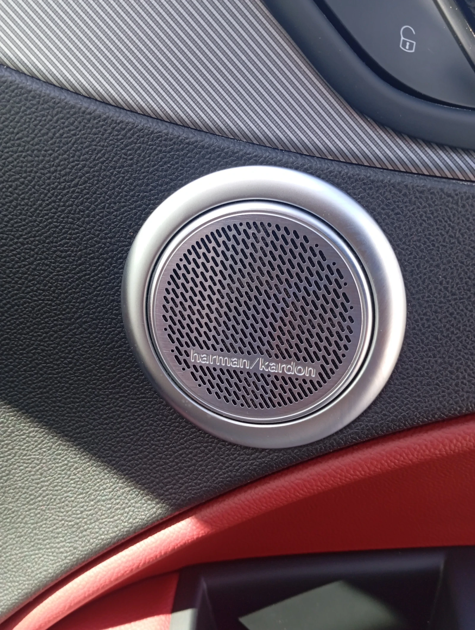 Alfa Romeo Stelvio 2.0, снимка 10 - Автомобили и джипове - 54232191