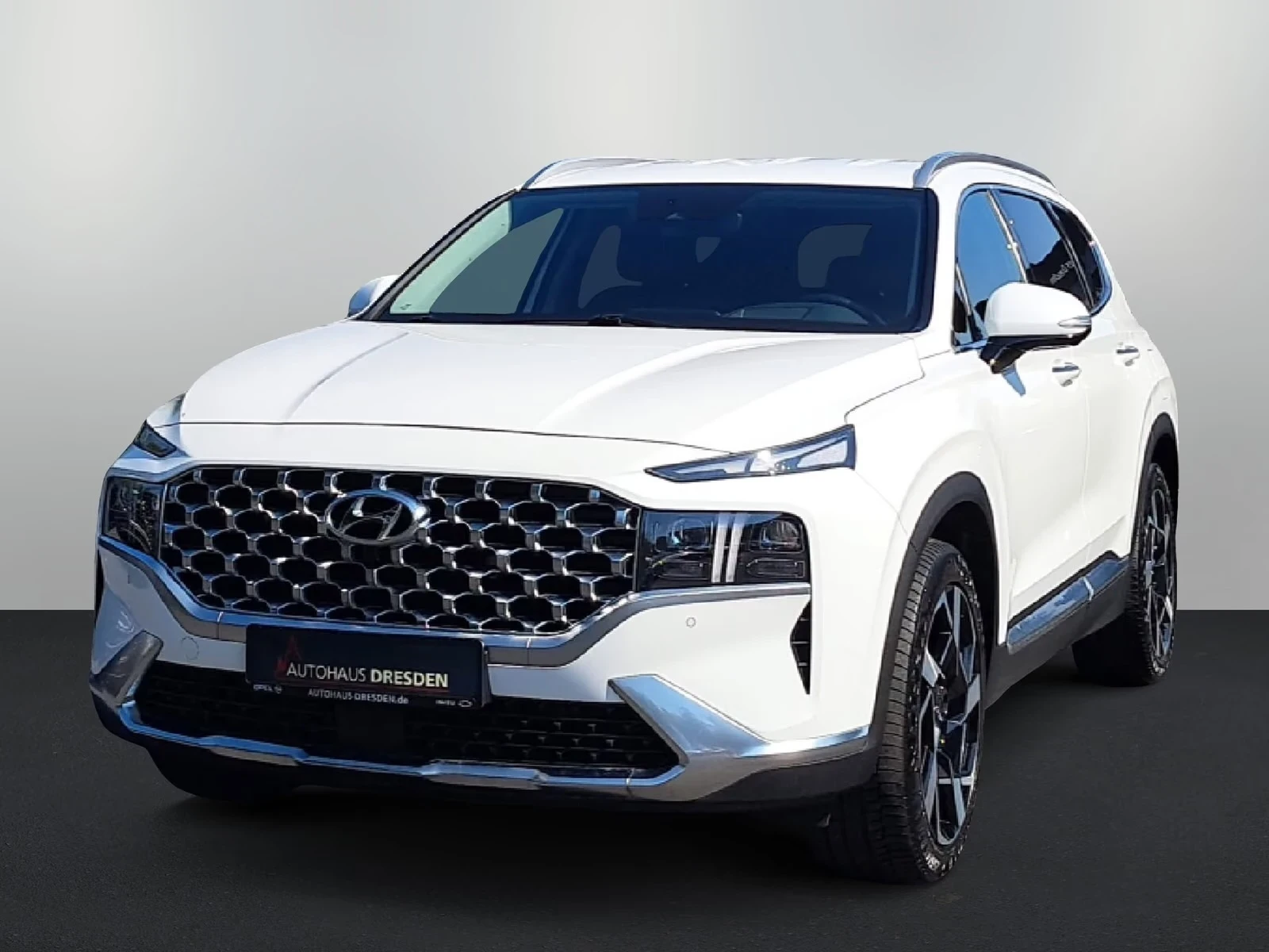 Hyundai Santa fe 2.2 CRDi 5-Sitzer Prime * ACC* HDA* 4xSHZ* , снимка 2 - Автомобили и джипове - 55749362
