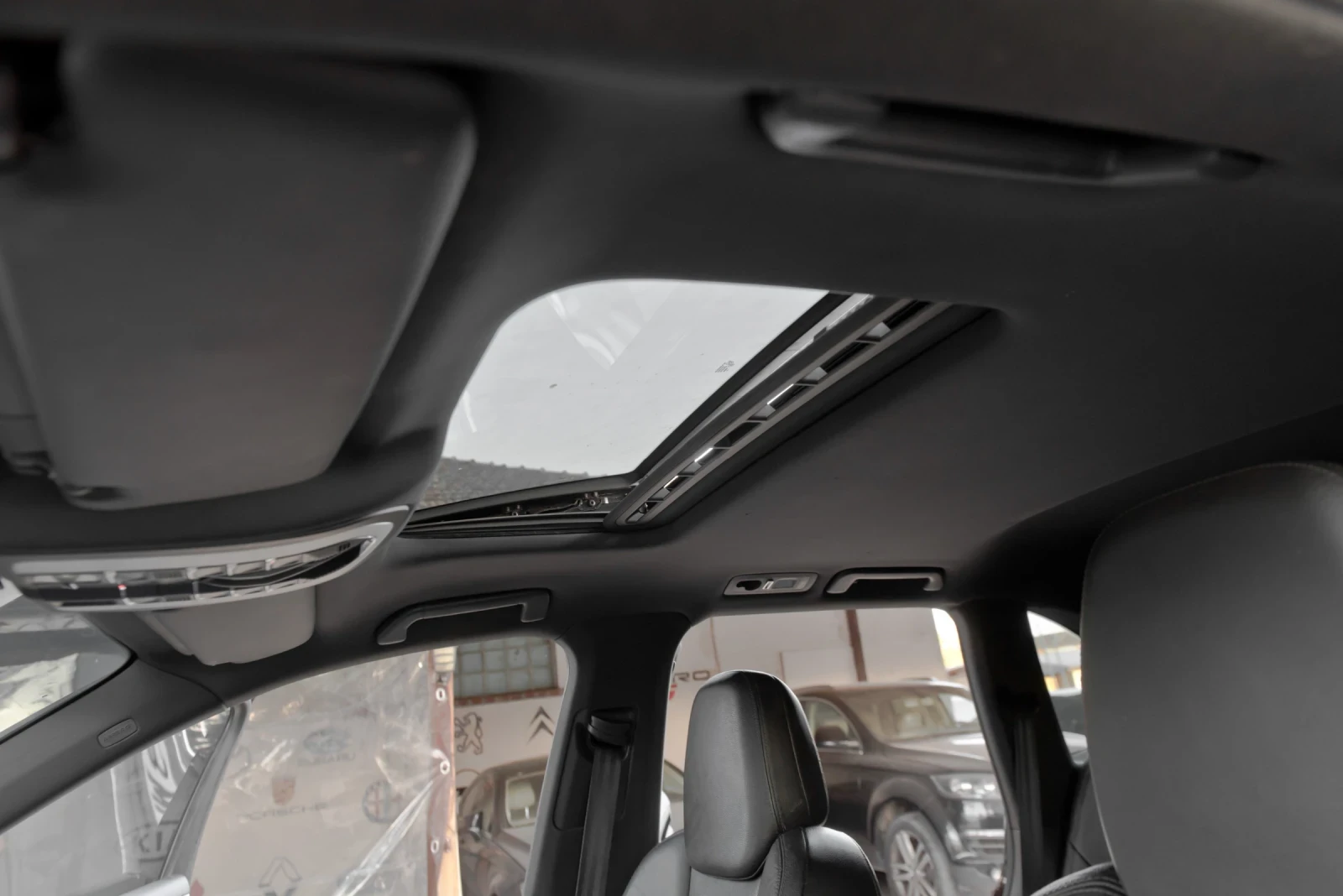 Porsche Cayenne 3.0TDI/SPORT-DESIGN/CAMERA/SHADOW, снимка 17 - Автомобили и джипове - 56039863