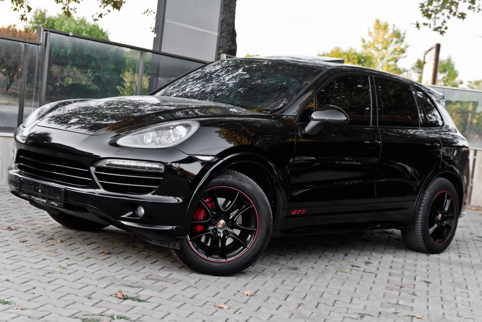Porsche Cayenne 3.0TDI/SPORT-DESIGN/CAMERA/SHADOW, снимка 3 - Автомобили и джипове - 56039863