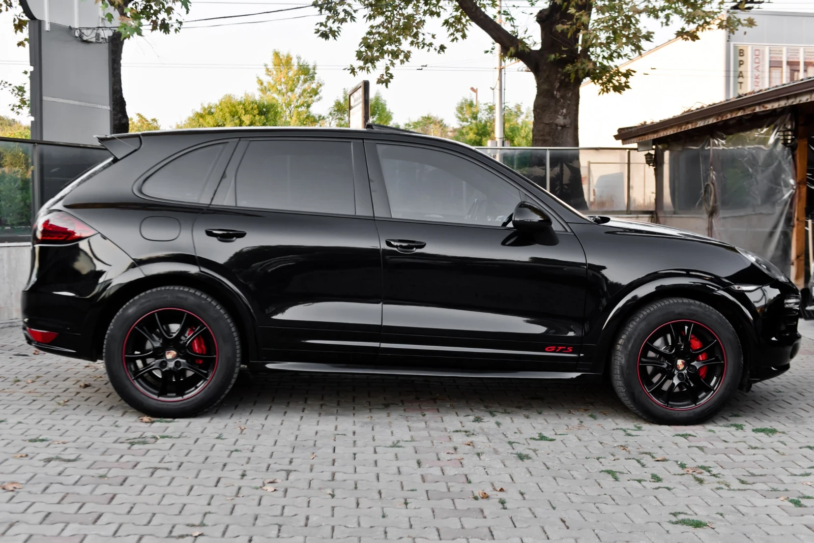 Porsche Cayenne 3.0TDI/SPORT-DESIGN/CAMERA/SHADOW, снимка 8 - Автомобили и джипове - 56039863