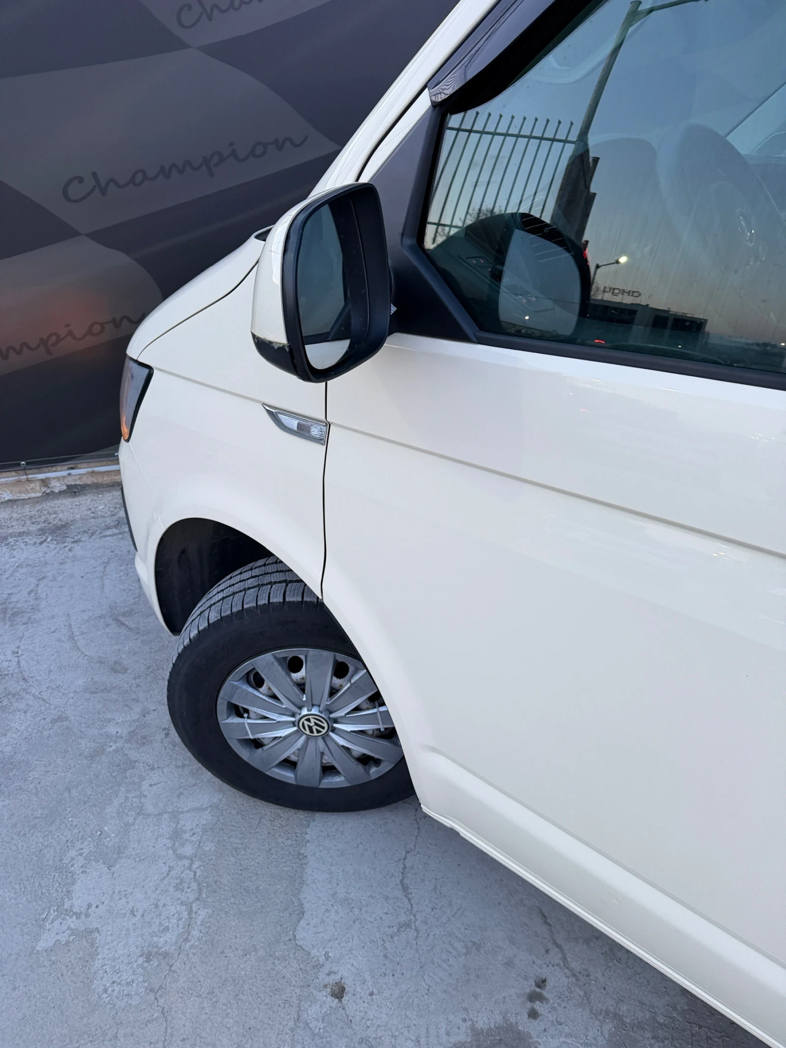 VW Caravelle Бартер лизинг, снимка 6 - Бусове и автобуси - 53833467