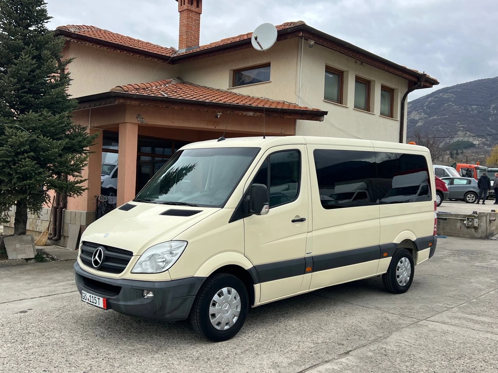Mercedes-Benz Sprinter 313 9МЕСТА , ПЪТНИЧЕСКИ , КЛИМА , EURO5