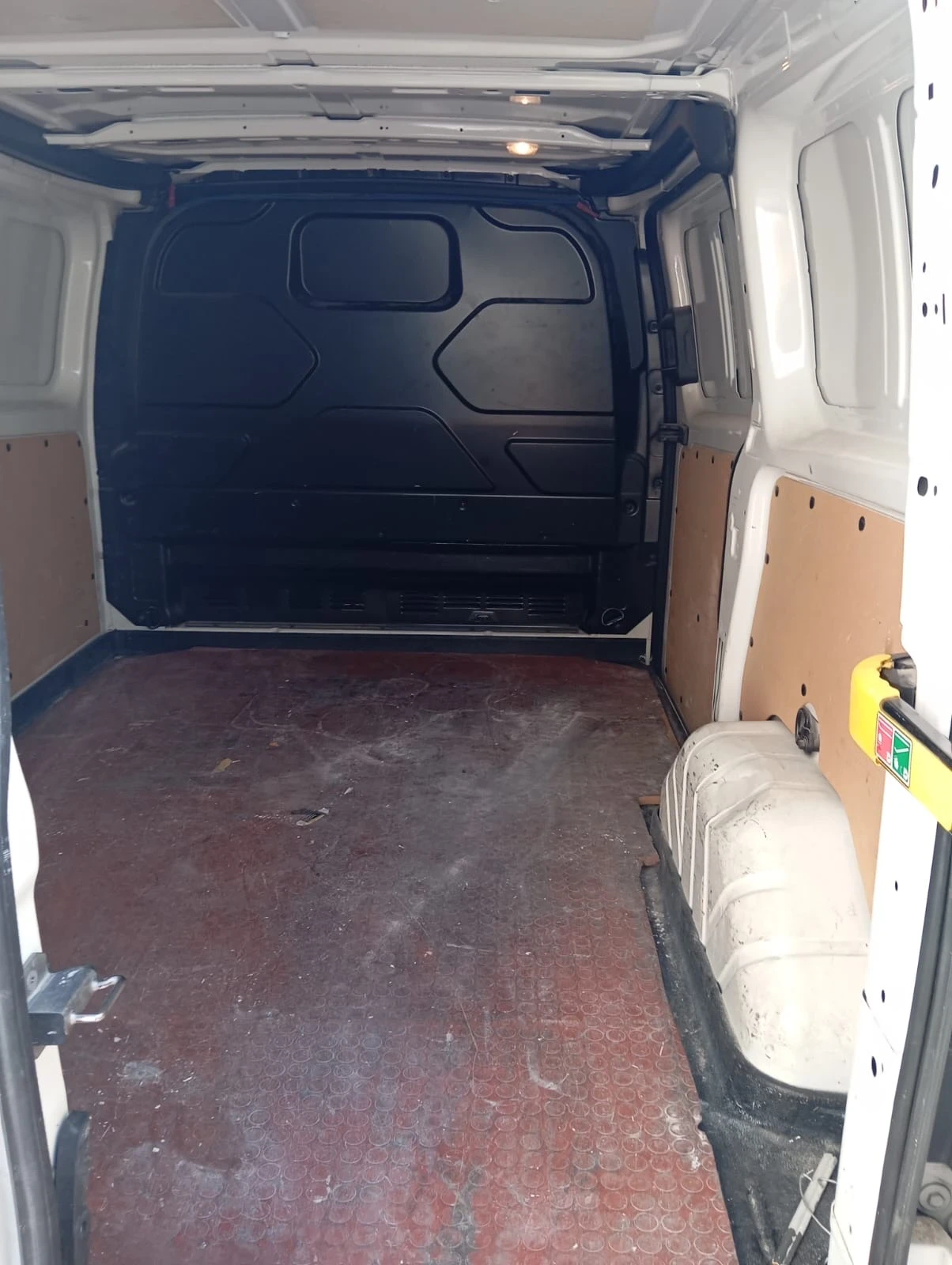 Ford Transit Custom Перфектен без външни забележки, снимка 4 - Бусове и автобуси - 54134058