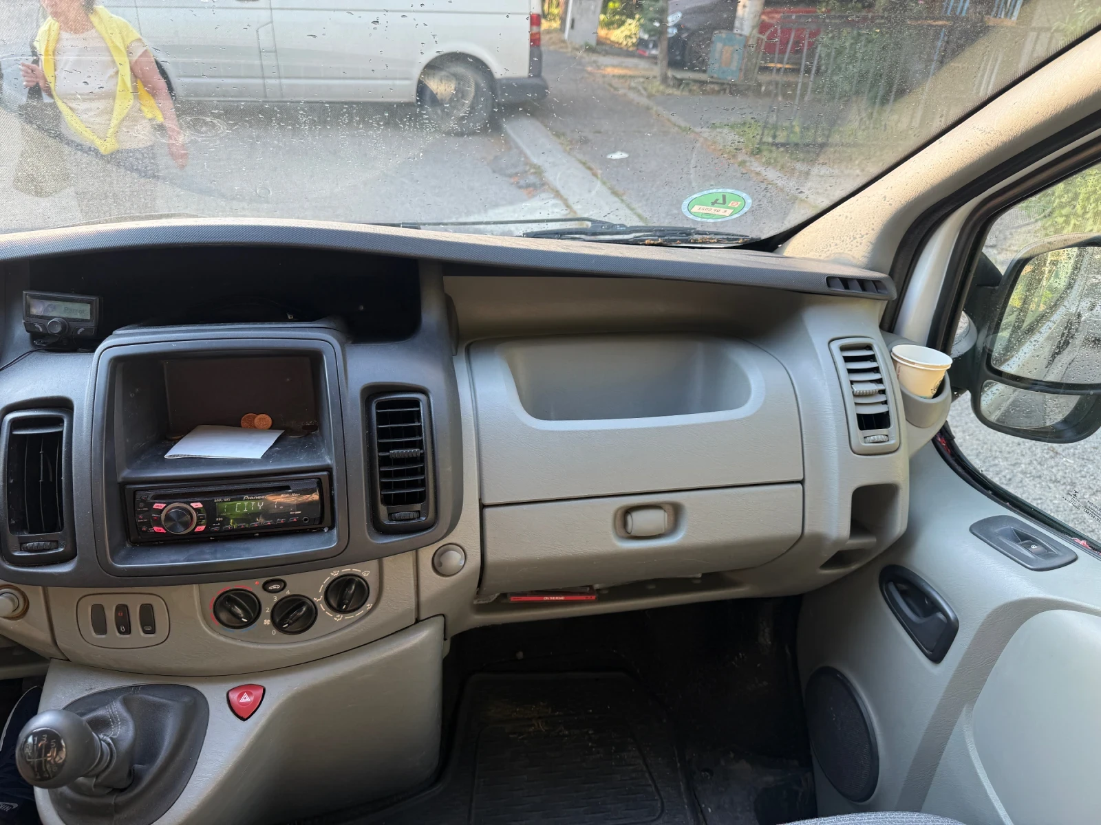 Renault Trafic 2.0TDI, снимка 12 - Бусове и автобуси - 55198901