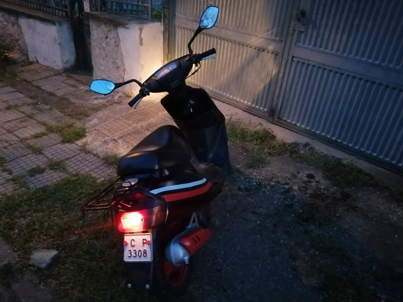 Yamaha Jog 3KJ, снимка 10 - Мотоциклети и мототехника - 50102546