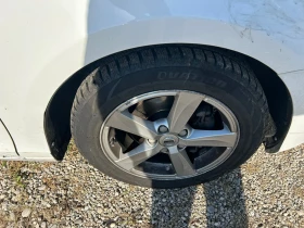 Volvo V40, снимка 9