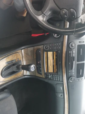 Mercedes-Benz E 220, снимка 9