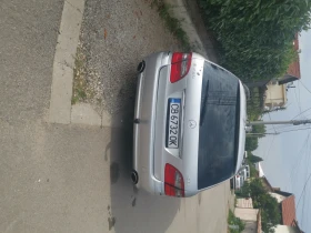Mercedes-Benz E 220, снимка 4