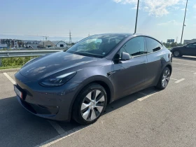 Tesla Model Y AWD