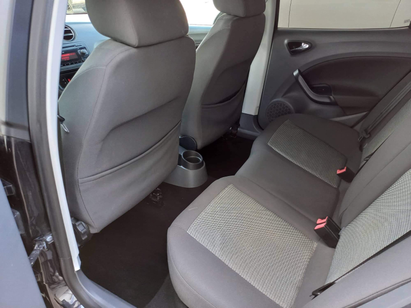 Seat Ibiza 1.9tdi 105k*UNIKAT*, снимка 8 - Автомобили и джипове - 38268144