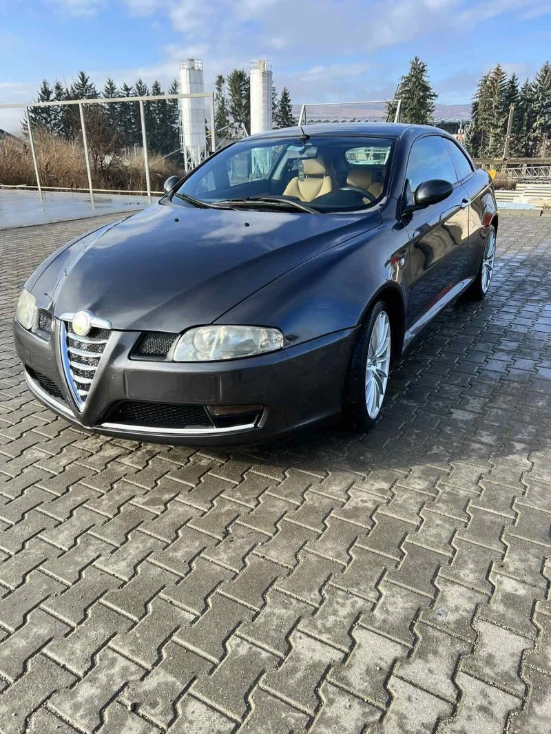 Alfa Romeo Gt 1.9 jtdm, снимка 3 - Автомобили и джипове - 44491866