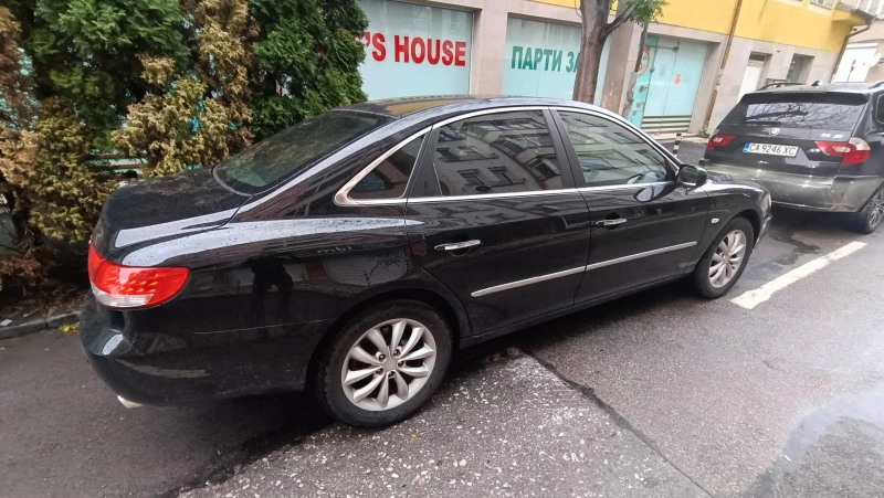 Hyundai Grandeur 3.3 V6, снимка 4 - Автомобили и джипове - 47317352