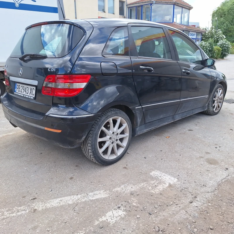 Mercedes-Benz B 200, снимка 4 - Автомобили и джипове - 47497574