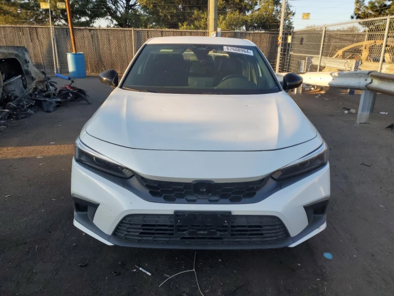 Honda Civic 2.0L 4 Front-wheel Drive, снимка 6 - Автомобили и джипове - 48413873