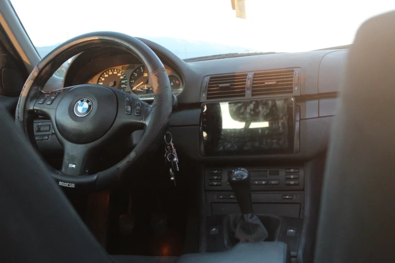 BMW 320, снимка 8 - Автомобили и джипове - 51851363