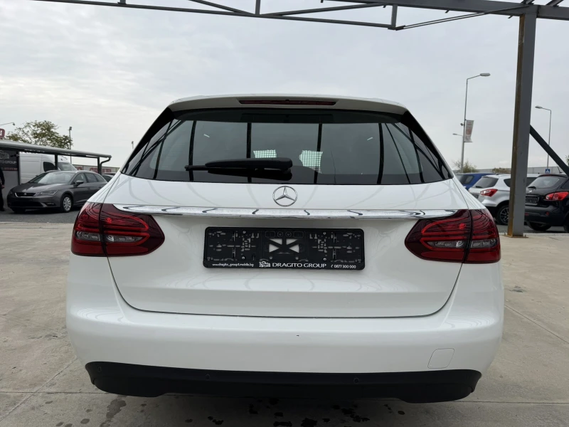 Mercedes-Benz C 220 d* 160ps* 6ск* Facelift* LED* НАВИ* Теглич* , снимка 4 - Автомобили и джипове - 51922961