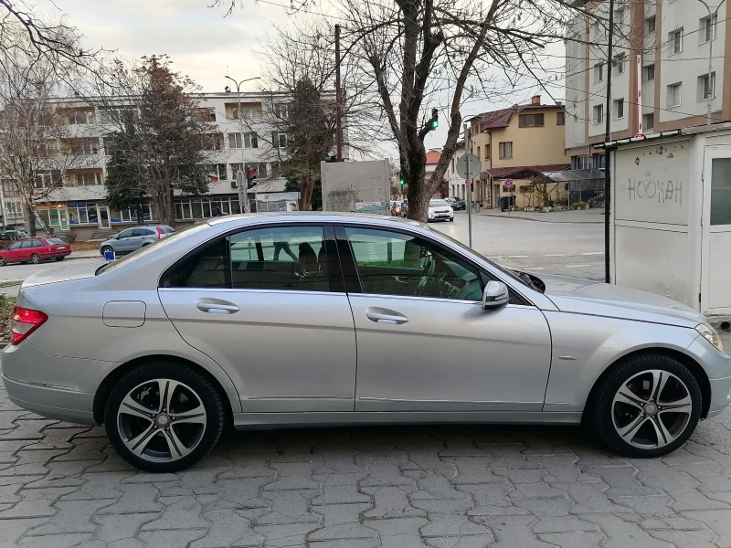 Mercedes-Benz C 180 Kompressor/Elegance/Подгрев/Лизинг/, снимка 4 - Автомобили и джипове - 52542342