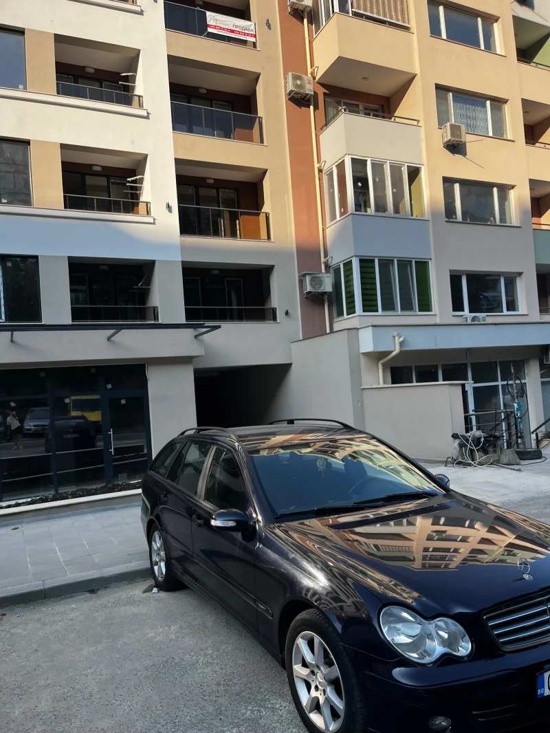 Mercedes-Benz C 200 CD?, снимка 2 - Автомобили и джипове - 52584577