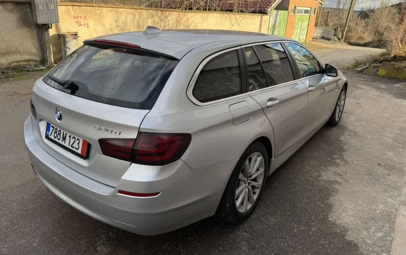 BMW 520 8ZF * Екстри* ЦЕНА ДО КРАЯ НА СЕДМИЦАТА, снимка 5 - Автомобили и джипове - 53407931