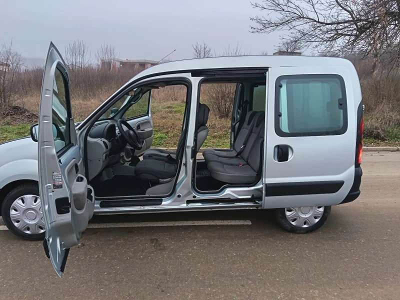 Renault Kangoo 1.6 газ/бензин, снимка 6 - Автомобили и джипове - 53130807