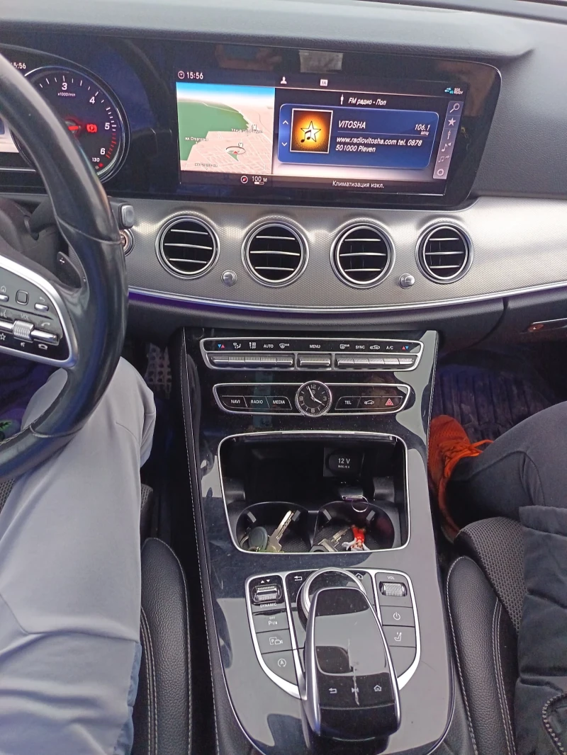 Mercedes-Benz E 220 W213, снимка 10 - Автомобили и джипове - 53289318