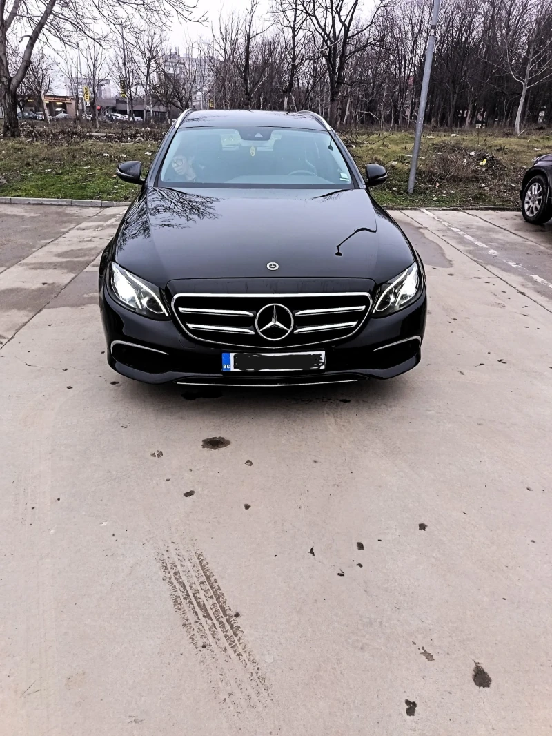 Mercedes-Benz E 220 W213, снимка 2 - Автомобили и джипове - 53289318