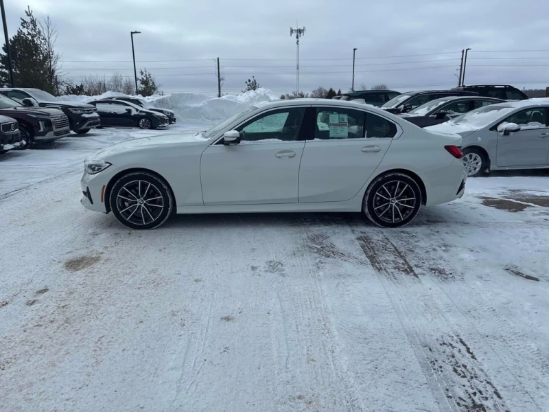 BMW 330 * xDrive * CARFAX * ПОДГРЕВИ * ЗАДНА КАМЕРА, снимка 2 - Автомобили и джипове - 53293988