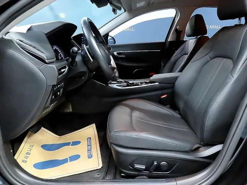 Hyundai Sonata 2.0 Premium, снимка 10 - Автомобили и джипове - 56408763