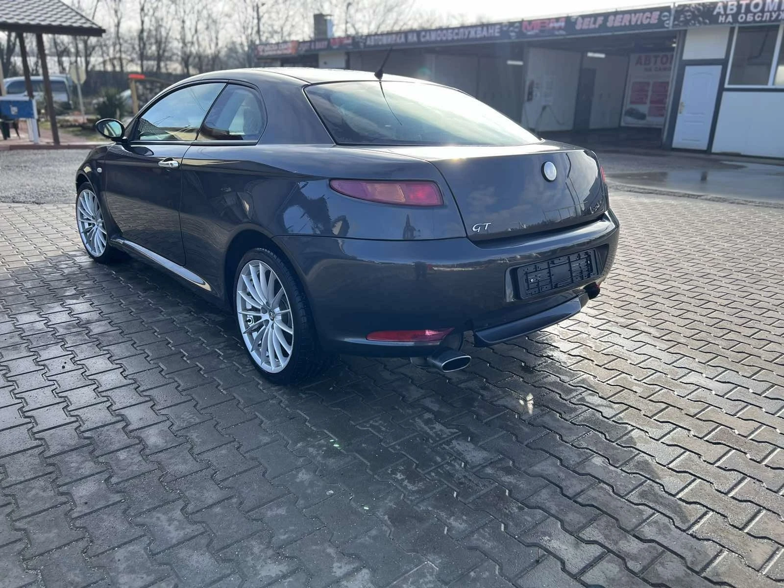 Alfa Romeo Gt 1.9 jtdm - изображение 7