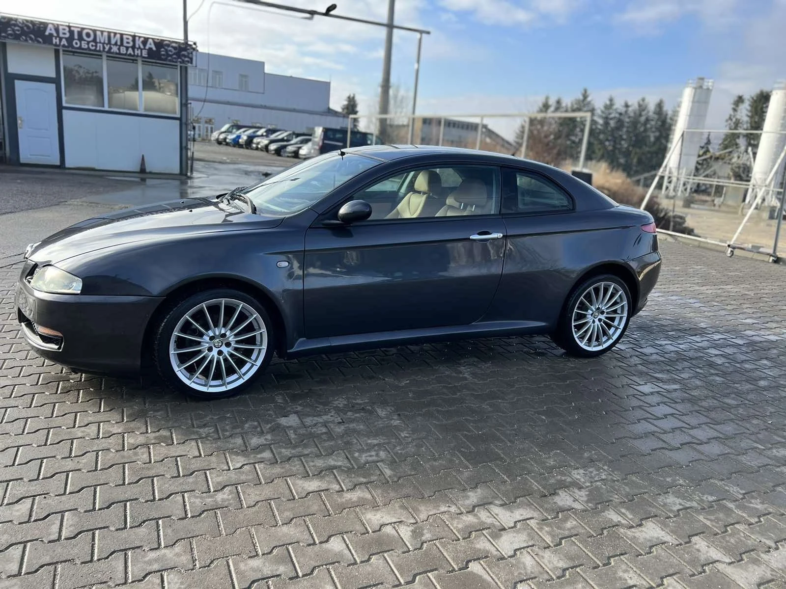 Alfa Romeo Gt 1.9 jtdm - изображение 5