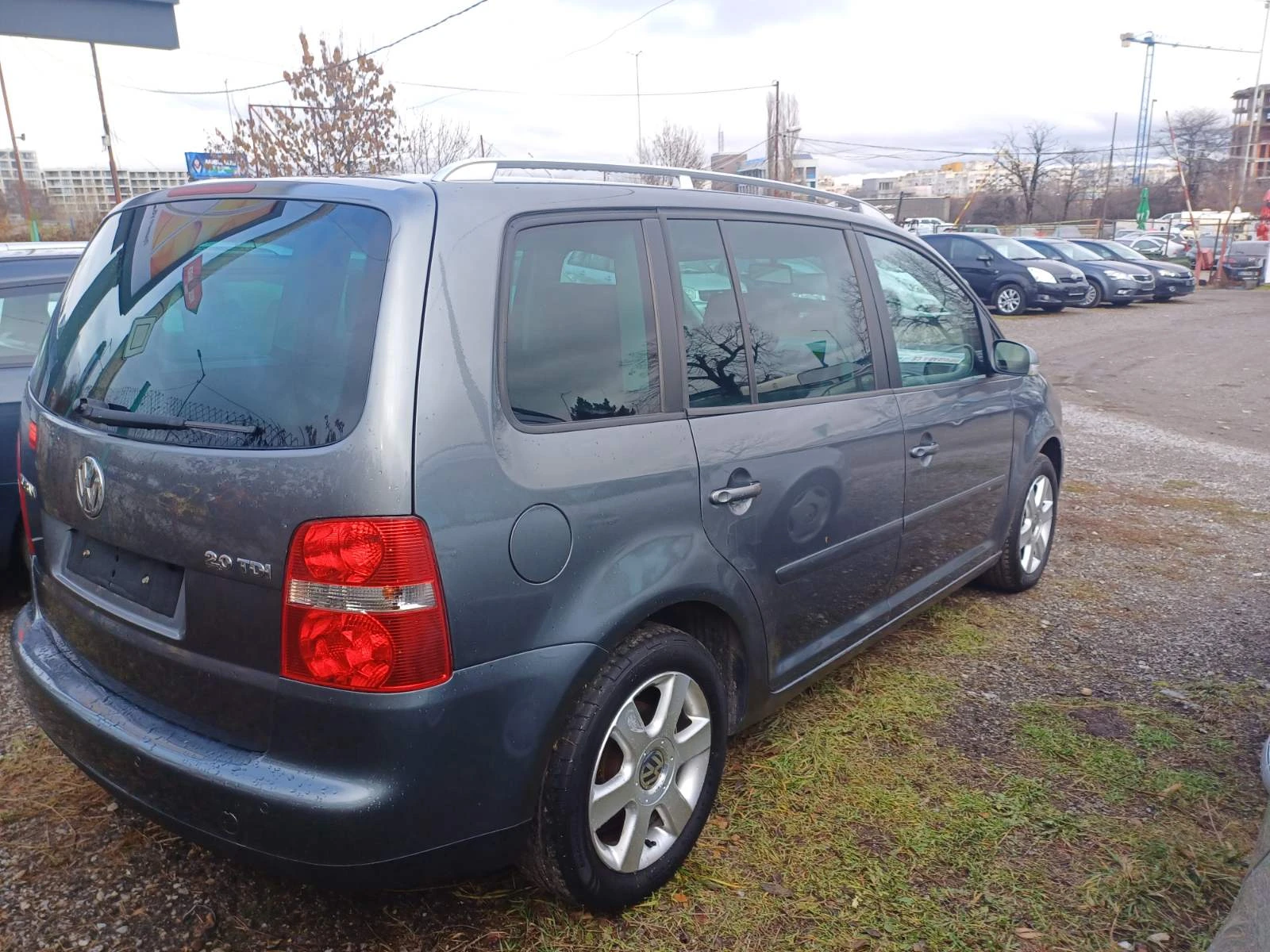 VW Touran 2.0d 140ps - изображение 6